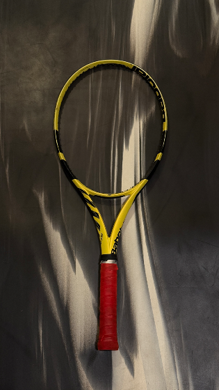 Tennis racket babolat pure aero 100 sq inch frame 300g photo 2